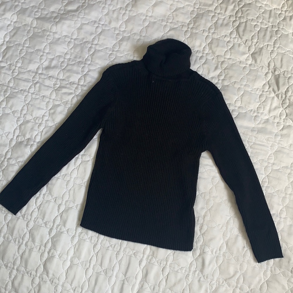 Long sleeve mock neck shirt/sweater